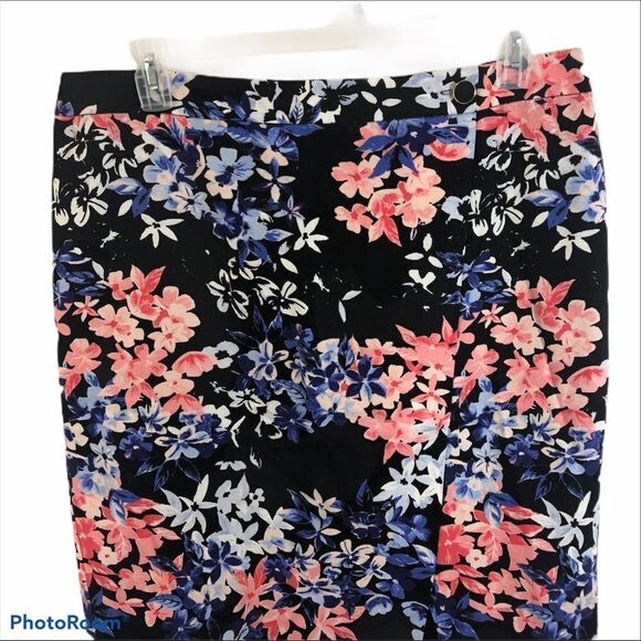 Talbots Black and floral print skirt size 16 - Picture 4 of 12
